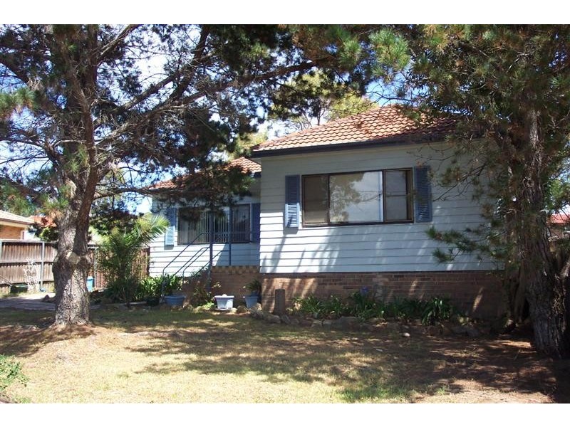 31 Light Horse Pde, Holsworthy NSW 2173