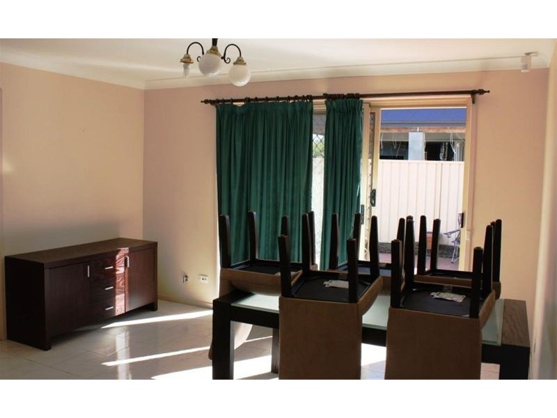 12 Armata Crt, Wattle Grove NSW 2173