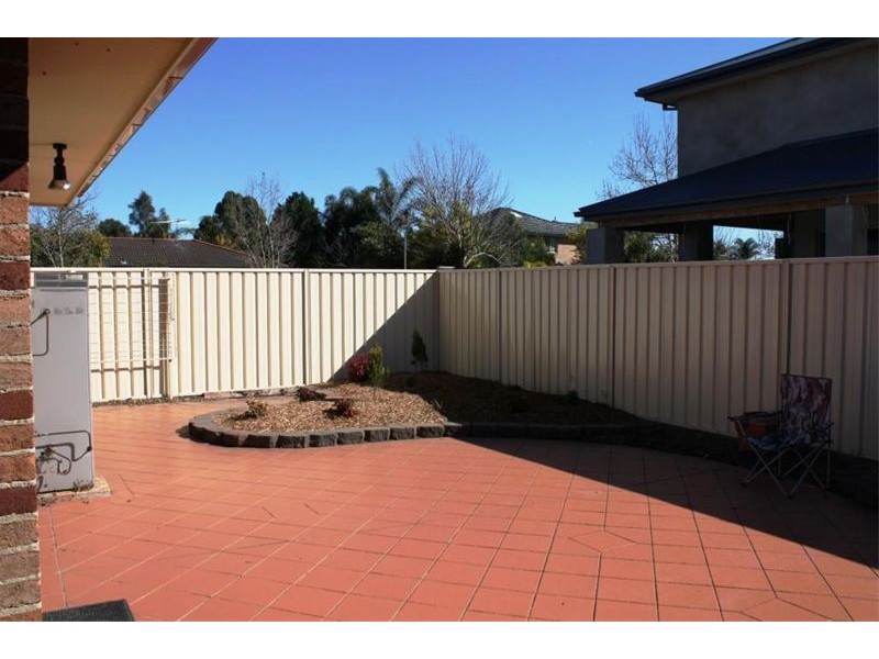 12 Armata Crt, Wattle Grove NSW 2173