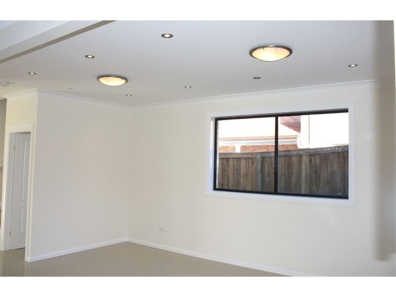 8A Gunners Mews, Holsworthy NSW 2173