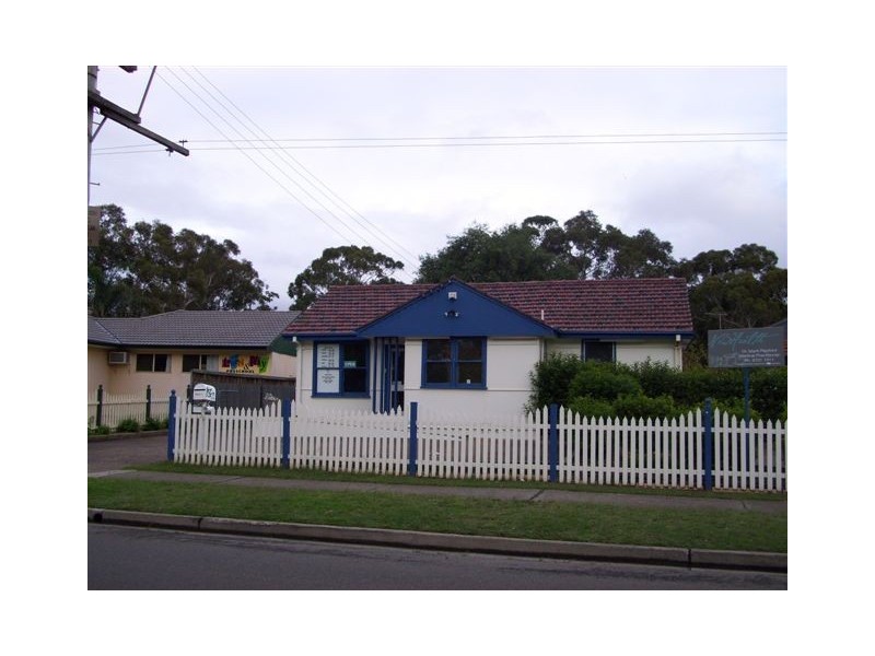 2 Village Way, Wattle Grove NSW 2173