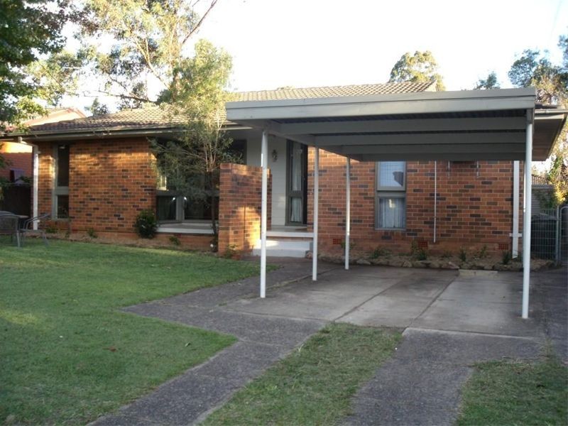 8 Madang Street, Holsworthy NSW 2173