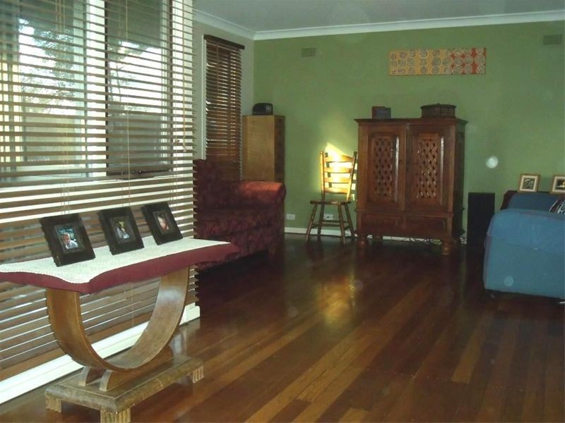 8 Madang Street, Holsworthy NSW 2173