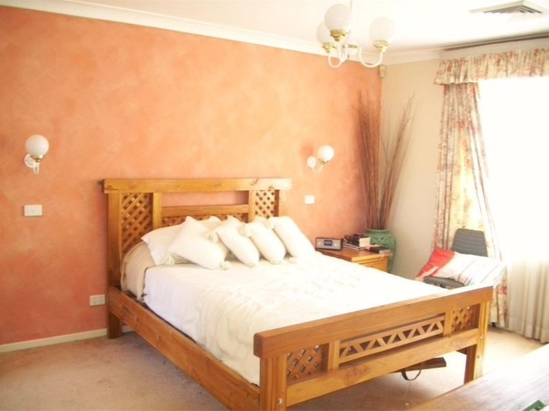 1 Casuarina court, Wattle Grove NSW 2173