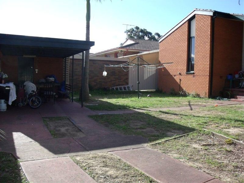 17  Rix Ave, Hammondville NSW 2170