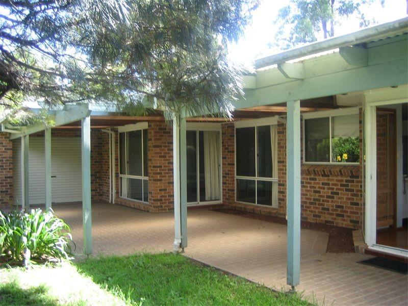 23 Trentham Park Court, Wattle Grove NSW 2173