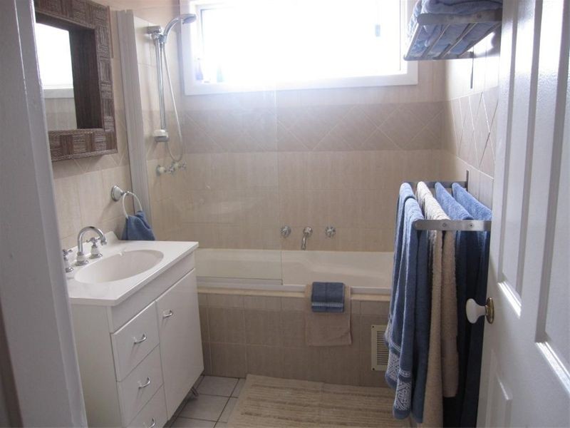 23 Derna rd, Holsworthy NSW 2173