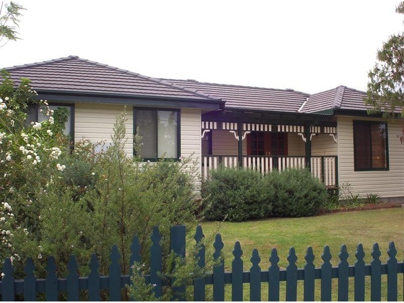 19 Bardia Pde, Holsworthy NSW 2173