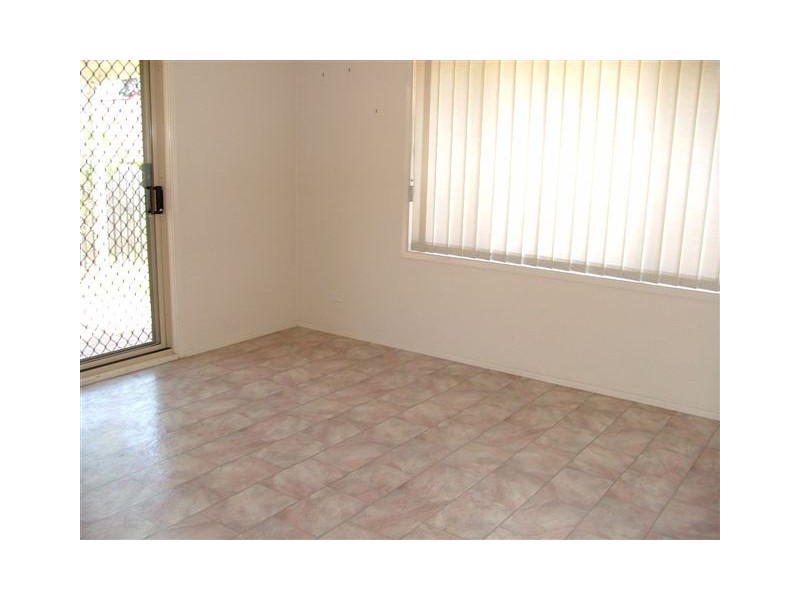 13 Quamby Court, Wattle Grove NSW 2173