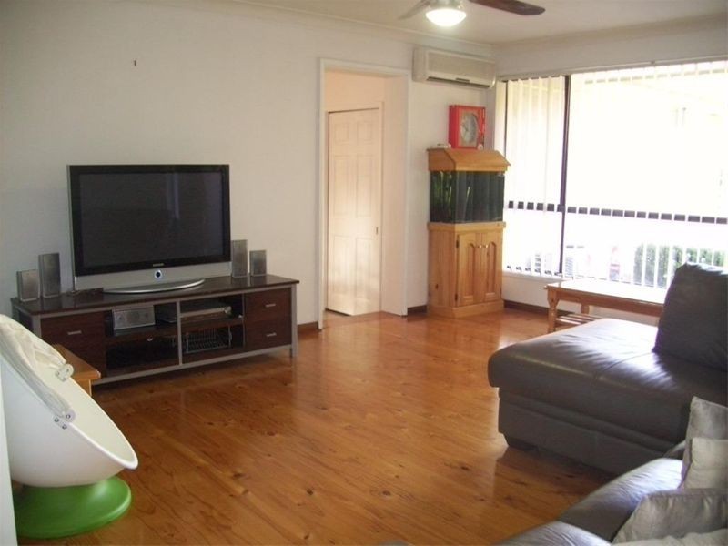 8  Swindon Place, Chipping Norton NSW 2170