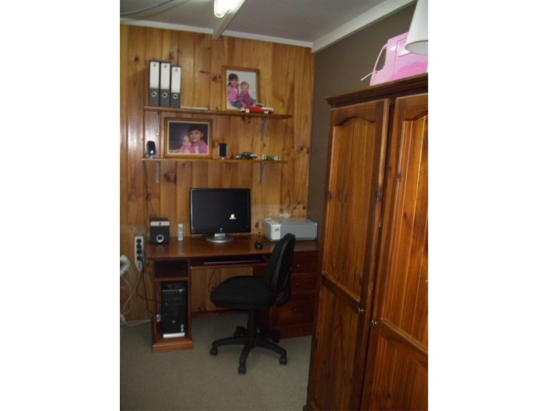 8  Swindon Place, Chipping Norton NSW 2170