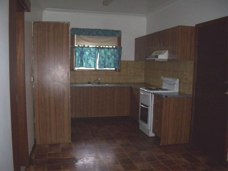 31 Light Horse Pde, Holsworthy NSW 2173