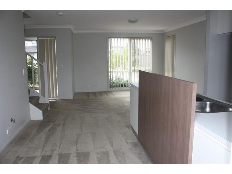 12 Greenwood Close, Hammondville NSW 2170