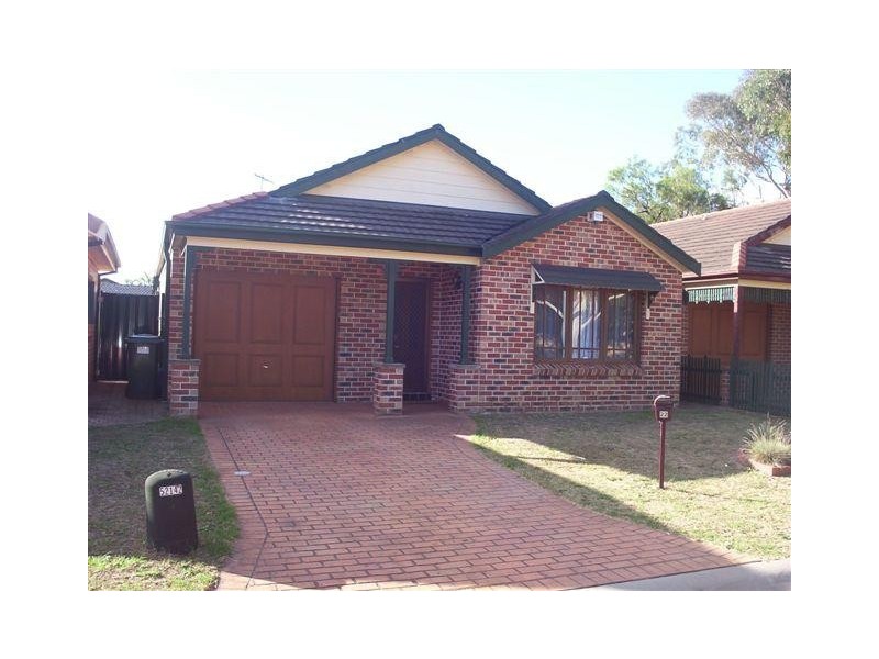 22  Armata Court, Wattle Grove NSW 2173