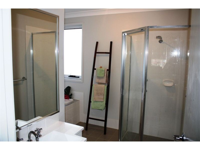 11 Northcott Blvd, Hammondville NSW 2170