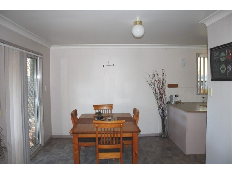 5 Corryton Ct, Wattle Grove NSW 2173