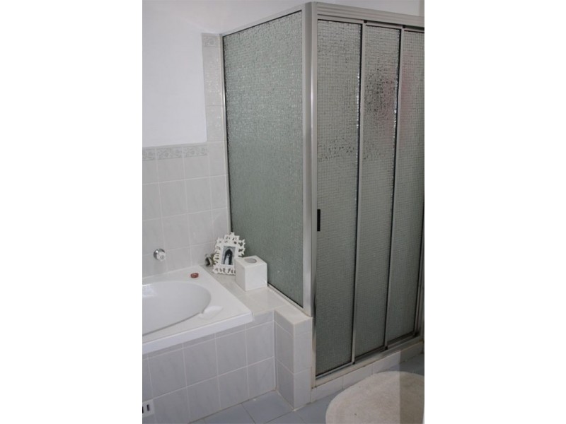 19  Woburn Abbey Court, Wattle Grove NSW 2173