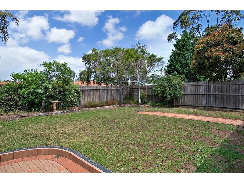 22 Bodalla Court, Wattle Grove NSW 2173