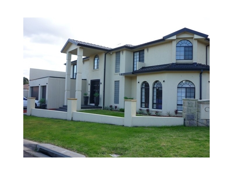 2 Creekwood Drive, Voyager Point NSW 2172