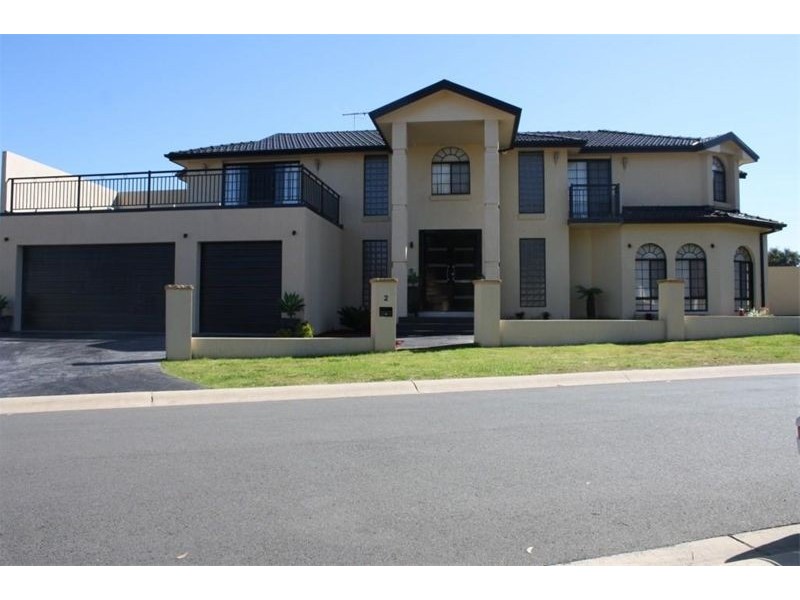 2 Creekwood Drive, Voyager Point NSW 2172