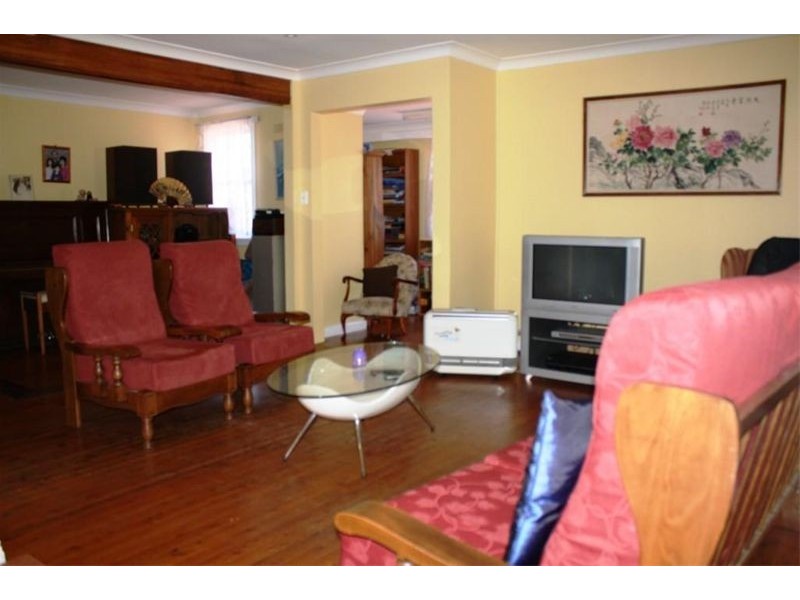 3  Brallos Ave, Holsworthy NSW 2173