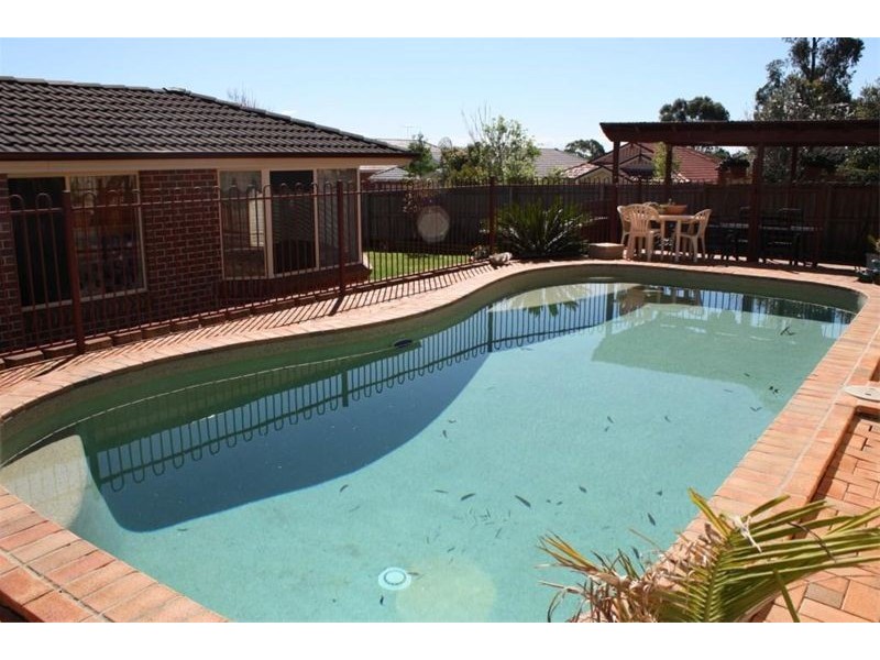 Wattle Grove NSW 2173