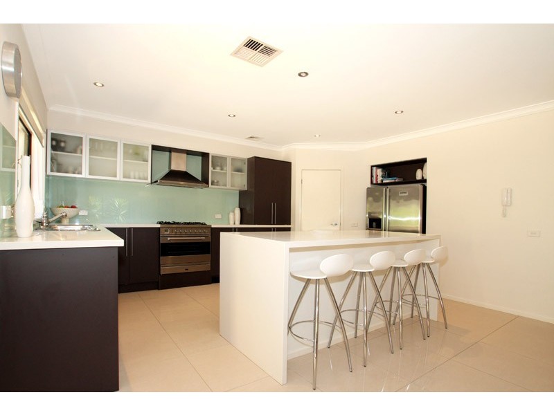 27  Riverview Rd, Pleasure Point NSW 2172