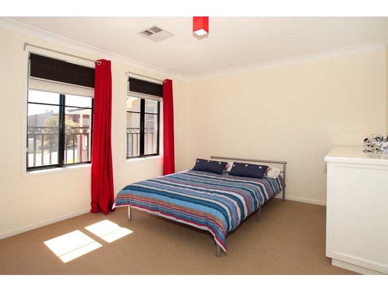 27  Riverview Rd, Pleasure Point NSW 2172