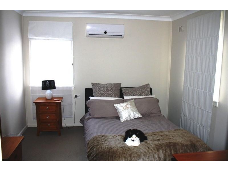 23 Huon Cres, Holsworthy NSW 2173