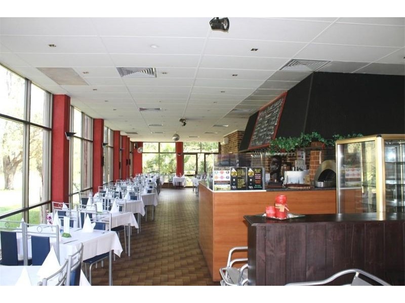 14 Newbridge Rd, Chipping Norton NSW 2170