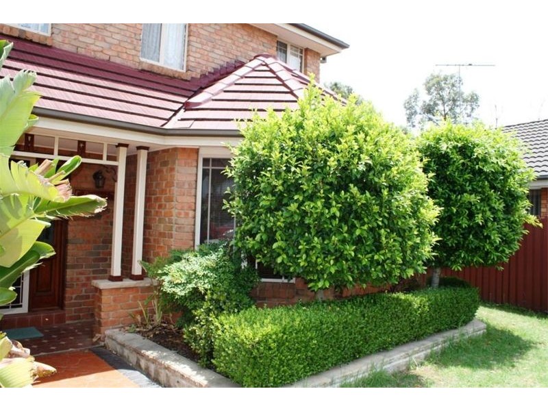 15 Tomago Crt, Wattle Grove NSW 2173
