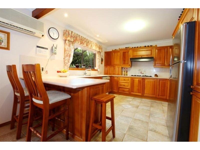 5  Trentham Park Crt, Wattle Grove NSW 2173