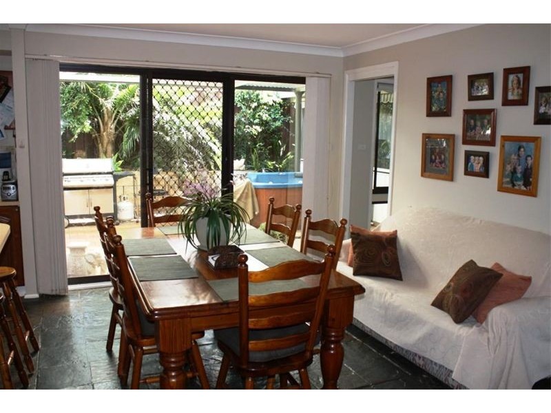 114  Norman Ave, Hammondville NSW 2170