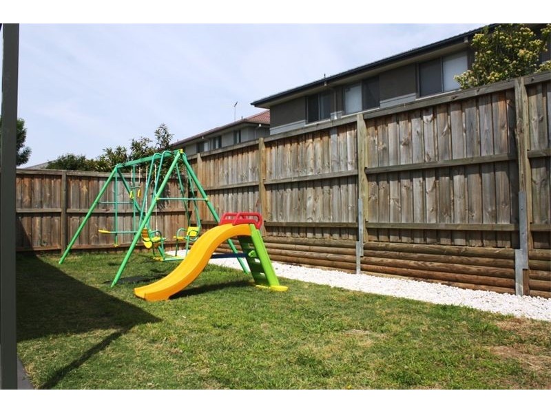 8  Whitfield Pde, Hammondville NSW 2170