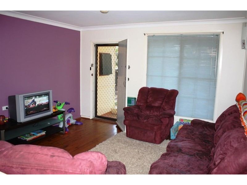 5 Salamaua Cres, Holsworthy NSW 2173
