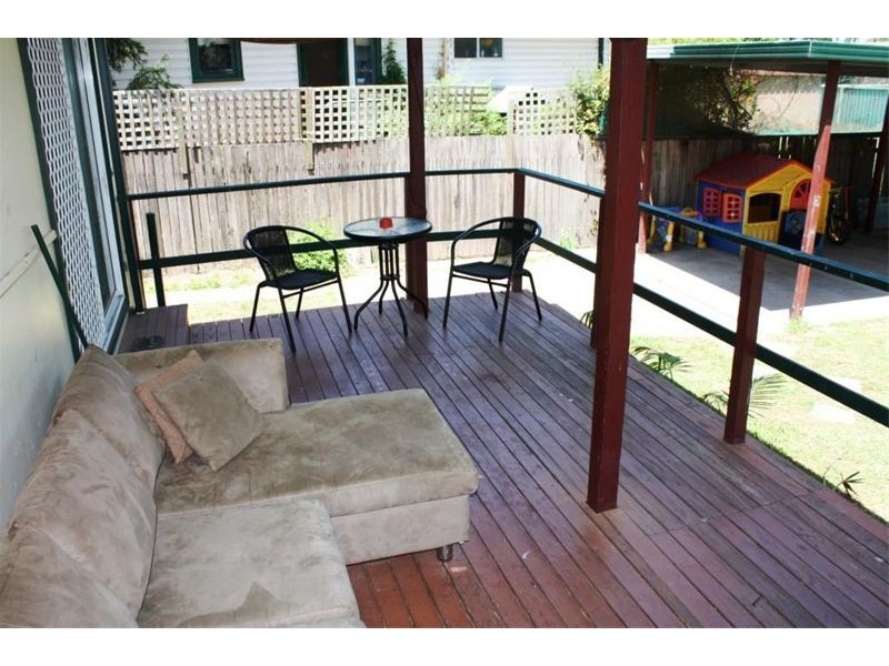 5 Salamaua Cres, Holsworthy NSW 2173