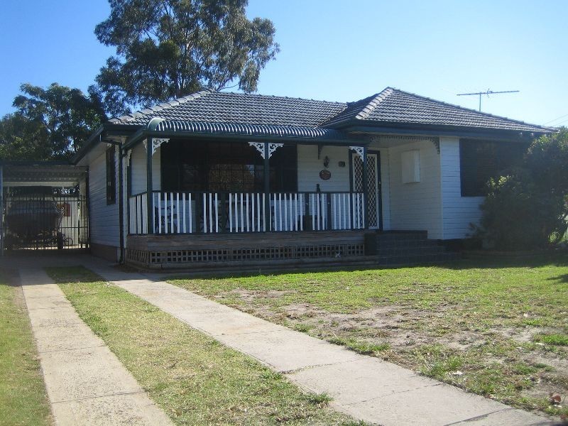41 Bardia Pde, Holsworthy NSW 2173