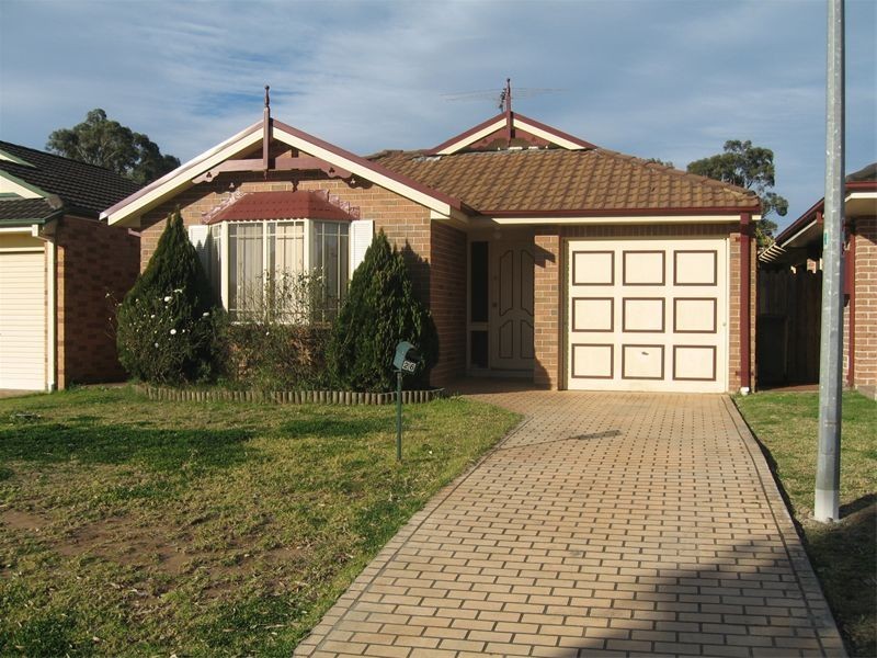 26 Daintree Drive, Wattle Grove NSW 2173