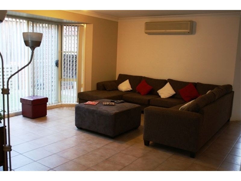 101 Pine Rd, Casula NSW 2170