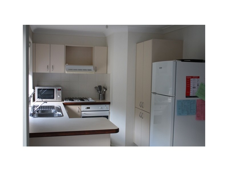 101 Pine Rd, Casula NSW 2170