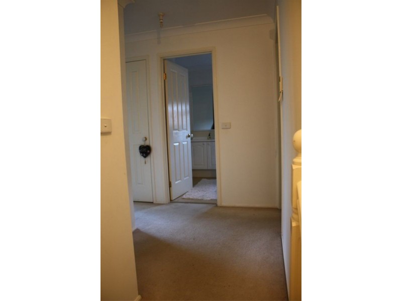 101 Pine Rd, Casula NSW 2170