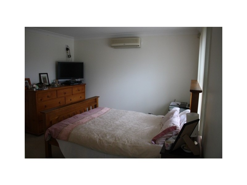 101 Pine Rd, Casula NSW 2170