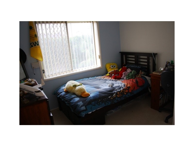 101 Pine Rd, Casula NSW 2170