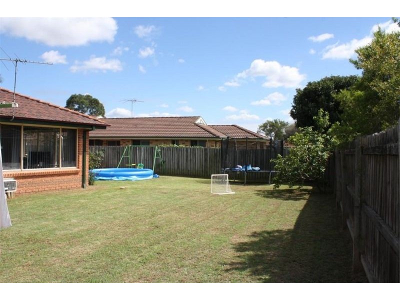 22 Morton Crt, Wattle Grove NSW 2173