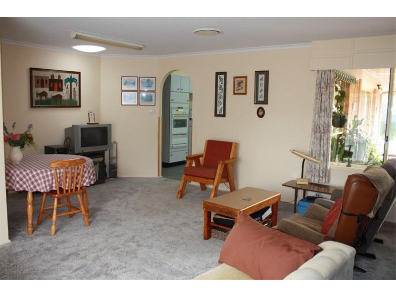 28  Woburn Abbey Crt, Wattle Grove NSW 2173