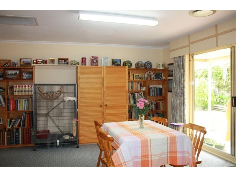 28  Woburn Abbey Crt, Wattle Grove NSW 2173