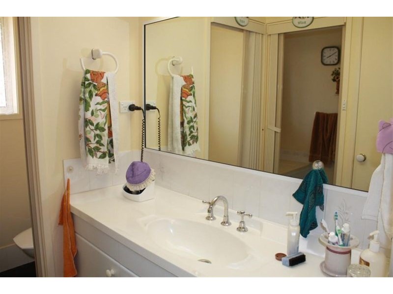 28  Woburn Abbey Crt, Wattle Grove NSW 2173