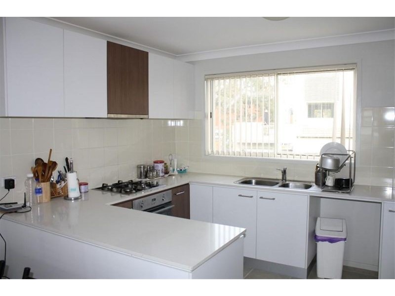 2/4 Parkwood Road, Holsworthy NSW 2173