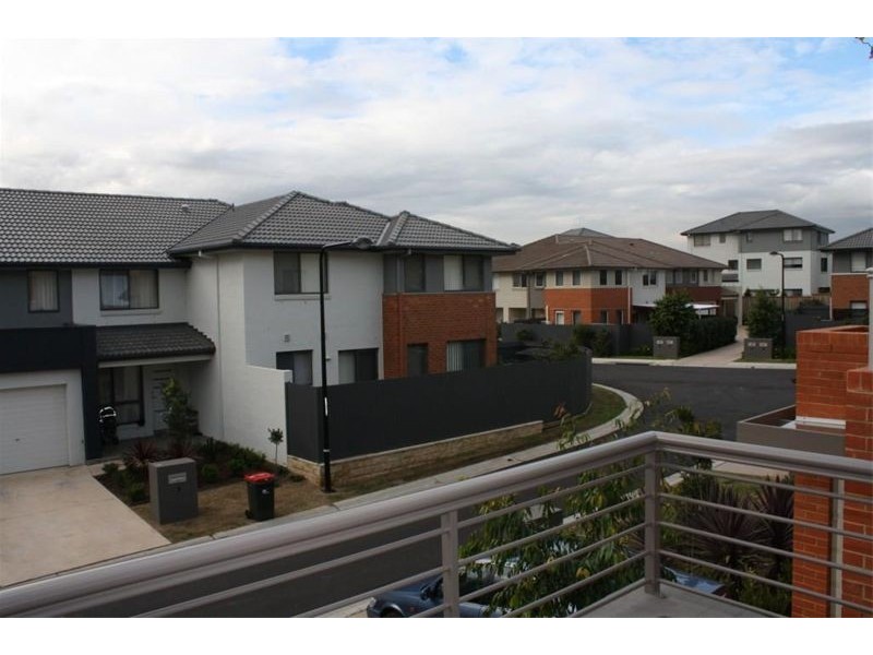 2/4 Parkwood Road, Holsworthy NSW 2173