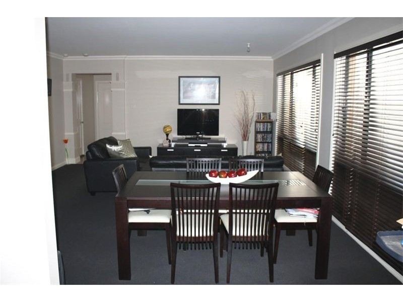 17  William Mahoney St, Prestons NSW 2170